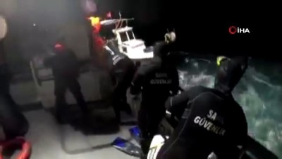  Denizde mahsur kalan üç kişi kurtarıldı