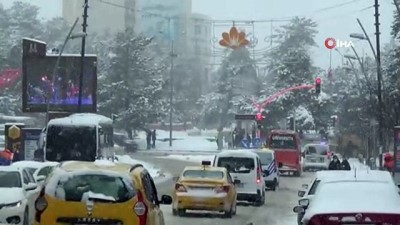 yaya trafigi -  Erzurum’da kış geri geldi Videosu