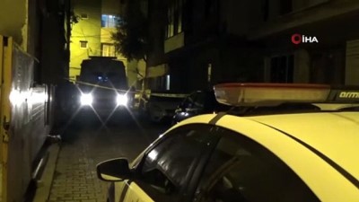supheli olum -  İzmir’de şüpheli ölüm: Trans birey çekyat içerisinde ölü bulundu Videosu