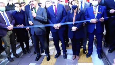  Bakan Kasapoğlu, 21 milyon TL'ye mal olan Emet KYK Yurdu’nun açılışını gerçekleştirdi