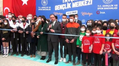 satranc -  Bakan Kasapoğlu, Tavşanlı’da spor tesislerinin açılış törenlerine katıldı Videosu