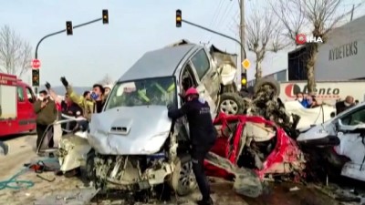 hafriyat kamyonu -  Bursa’daki 4 kişinin hayatını kaybettiği kazada şoför konuştu: Kazaya engel olamadım, üzgünüm Videosu