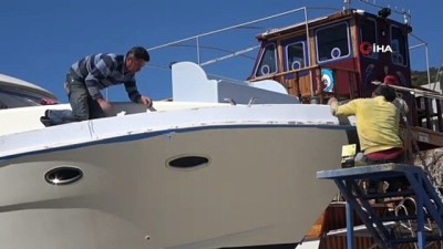 luks tekne -  Tur tekneleri yeni sezona hazırlanıyor Videosu