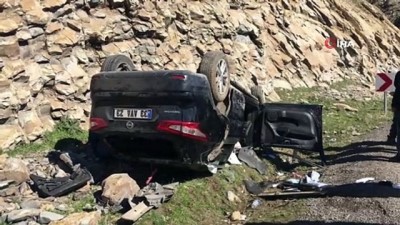 direksiyon -  - Hurdaya dönen araçtan sağ kurtuldular Videosu