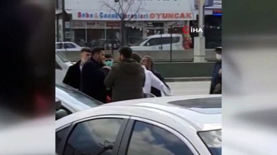  Bursa'da omuz atma tartışmasında yumruklar havada uçuştu