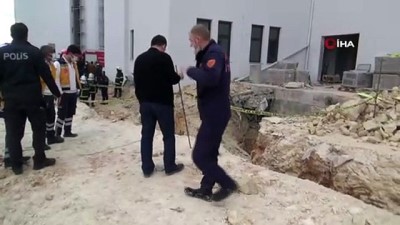 devlet hastanesi -  Kanalizasyon borusunun altında kalan hayatını kaybetti Videosu