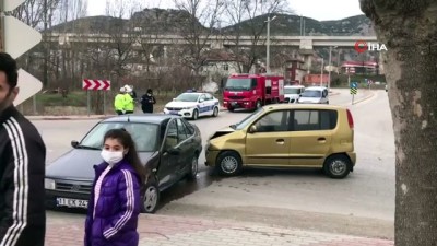 tahkikat -  Bilecik'te trafik kazası: 1 yaralı Videosu
