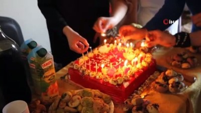 cilt kanseri -  Yatağa mahkum kıza doğum günü sürprizi Videosu