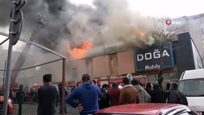 fabrika yangini -  Ataşehir'de fabrika yangını, olay yerine çok sayıda itfaiye ekibi sevk edildi Videosu