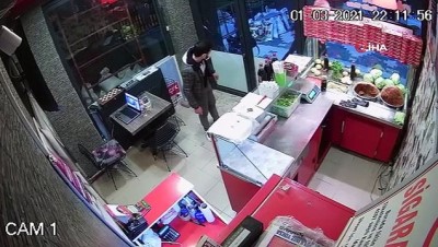 cig kofte -  Çiğ köfteci dükkanına saldırıp camını kıran Gurur Ş.’nin kardeşi gözaltına alındı Videosu