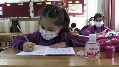 aritas - HATAY - Kontrollü normalleşme süreciyle okullarda yüz yüze eğitim başladı Videosu