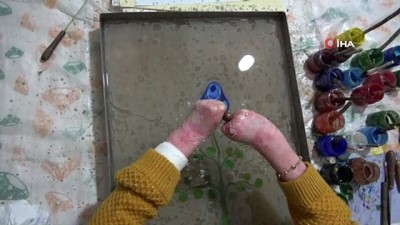 ebru sanati -  Kelebek hastası genç kız ebru sanatıyla kendine hayran bırakıyor Videosu
