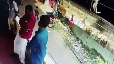 sekte -  - Bayılan adam son anda balkondan düşmekten kurtarıldı Videosu