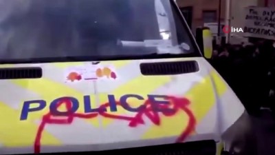 yasa tasarisi -  - İngiltere'de binlerce kişiden suç ve ceza yasa tasarısı protestosu Videosu