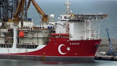 karya - ZONGULDAK - Fatih ve Kanuni gemileri, yeni sondaj için Filyos Limanı'nda hazırlıklarını sürdürüyor Videosu