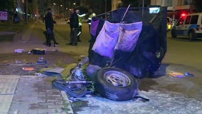kagit toplayicisi - ANTALYA - Kullandıkları kamyonetle çarpıştıkları motosikletli kağıt toplayıcısını darbeden saldırganlar polisten kaçamadı Videosu