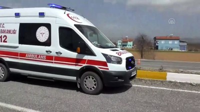 karaagac - KONYA - İki otomobil çarpıştı: 7 yaralı Videosu