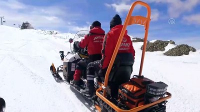 kayak merkezi - KASTAMONU - Ilgaz Dağı'nda çığ ve kurtarma tatbikatı yapıldı Videosu