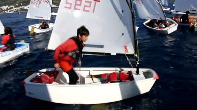 ruzgar sorfu - MUĞLA - Mavi suları özleyen yelkenciler yarış heyecanı yaşadı Videosu
