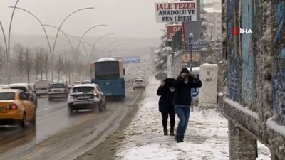 kar yagisi -  Ankara'da yoğun kar yağışı hayatı olumsuz etkiledi Videosu