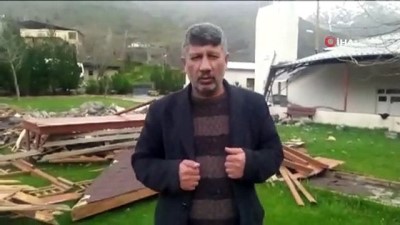 camii -  Batman’da şiddetli rüzgar cami minaresini yıktı Videosu