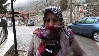 ikinci el esya -  Saliha Nine hırsızları yakalattı, mahalleyi yanmaktan kurtardı Videosu