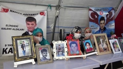  Evlat nöbetindeki aileler HDP'ye ateş püskürdü: 'HDP’nin 40 yıldır Kürtlere yaptığı zulüm, tarihte görülmemiştir'