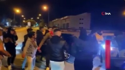 arac konvoyu -  Silahların susmadığı asker eğlencesinde 3 kişi yakalandı Videosu