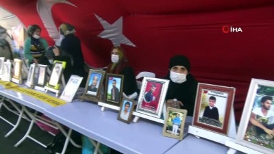 bassagligi -  Evlat nöbetindeki aileler Bakan Soylu’ya taziyelerini iletti Videosu