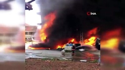 elektrik diregi -  Lastik dükkanında korkutan yangın: Alevler metrelerce yükseğe çıktı Videosu