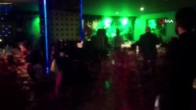 polis baskini -  Otel restoranında eğlenceye polis baskını Videosu