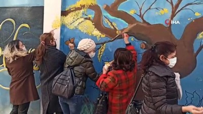 emekci kadinlar -  Ödemişli kadınlar 'Kadın Efe’yi boyadılar Videosu