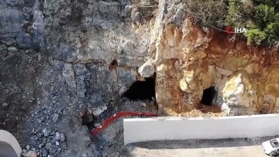  Tünel inşaatında binlerce yıllık mağara ortaya çıktı
