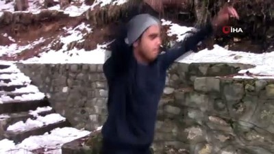 gures - Türkiye şampiyonasına kar üstünde hazırlanıyor Videosu