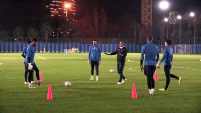 futbol takimi - ADANA - Adana Demirspor, teknik direktör Samet Aybaba ile ligde çıkışa geçmek istiyor Videosu