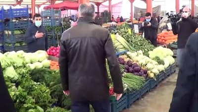 pazar esnafi - KONYA - 'Çok yüksek risk' kategorisindeki Konya'da Vali Özkan, ev ziyaretlerinin ötelenmesi çağrısında bulundu Videosu