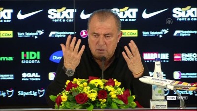 İSTANBUL - Galatasaray Teknik Direktörü Terim (3)