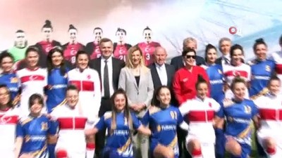 dera - 8 Mart Dünya Kadınlar Günü'nde gösteri maçı Videosu