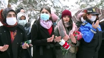  8 Mart Dünya kadınlar Günü’nde Nene Hatun mezarı başında anıldı