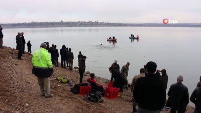 balikci teknesi -  Alabora olan teknedeki kayıp balıkçının cansız bedenine ulaşıldı Videosu