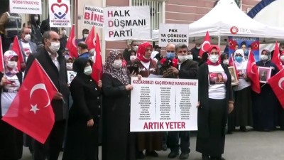 kiz cocuklar -  Diyarbakır’da evlat nöbetindeki ailelerden 8 Mart Dünya Kadınlar Günü açıklaması Videosu