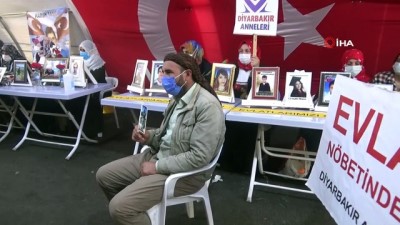 oturma eylemi -  Diyarbakır’daki evlat nöbetine bir aile daha katıldı Videosu