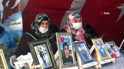 oturma eylemi -  Evlat nöbetindeki anneden, HDP’ye 8 Mart tepkisi Videosu