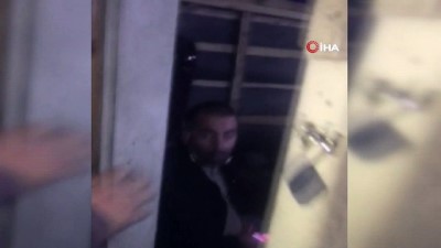 sayilar -  Karşılarında ekipleri görünce şaşkına döndüler... Darbuka sesi sustu, gece alemi jandarmayla bitti Videosu