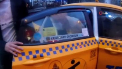  Beşiktaş’ta kapı açma kazası: Öfkelenen motosikletli yolculara bağırdı