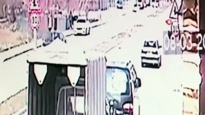 kadinlar gunu -  Kız arkadaşa şiddet kamerada; otomobilinden indirip böyle darp etti Videosu
