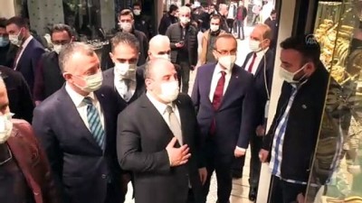 KOCAELİ - Sanayi ve Teknoloji Bakanı Varank, Kocaeli'de esnafı ziyaret etti