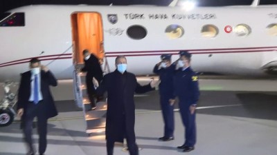  - Milli Savunma Bakanı Akar Türkiye'nin Bükreş Büyükelçiliğini ziyaret etti
- Bakan Akar Romanya'da
