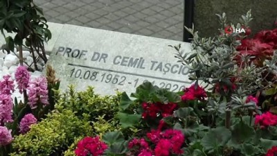  “Hocaların Hocası” Cemil Taşçıoğlu vefatının 1. yıl dönümünde kabri başında anıldı