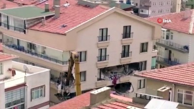yikim calismalari -  İstinat duvarı yıkılan binada yıkım çalışmaları başladı Videosu